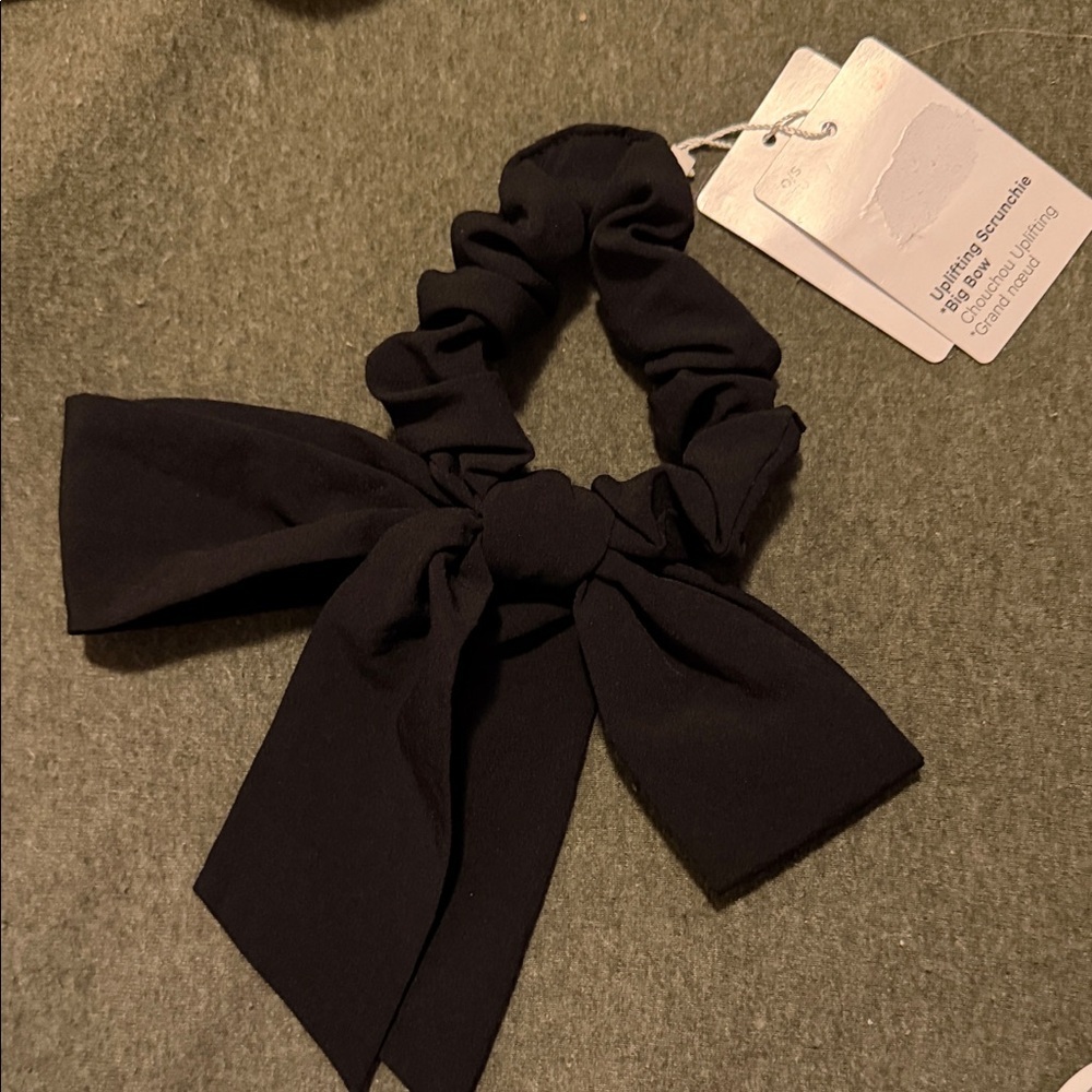Lululemon Athletica Black Big Bow Scrunchie